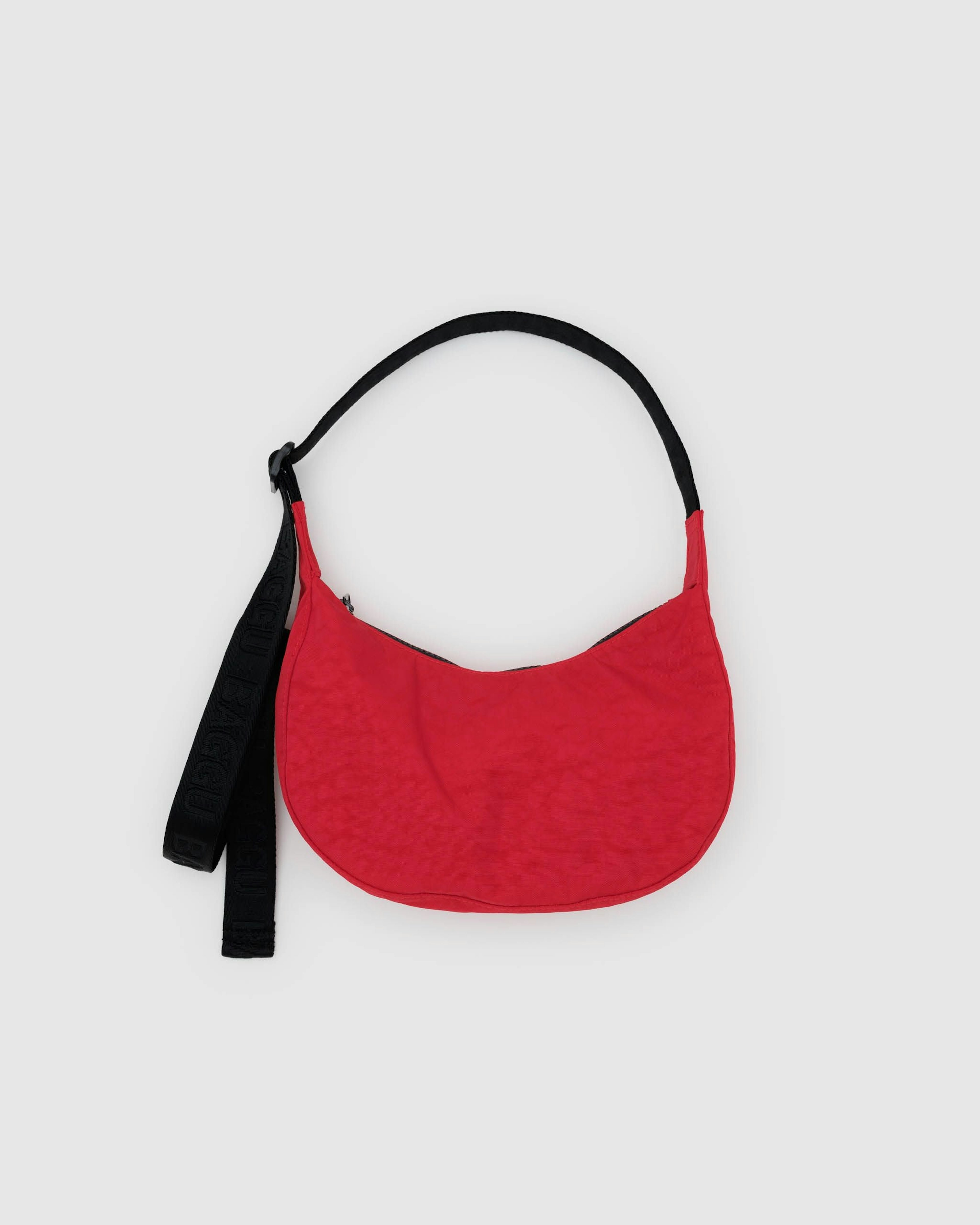 Small Nylon Crescent Bag - Candy Apple 37"